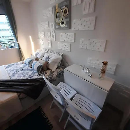 With Pool View, Sunny Apartament *